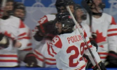 Матч фаворитов хоккейного турнира Олимпиады в Пекине завершился драматичным камбэком