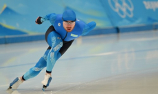 Казахстанские конькобежцы не смогли завоевать медалей Олимпиады-2022 на 1000 метрах