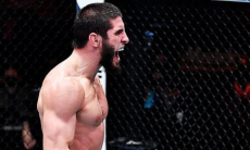 Ислам Махачев после победы нокаутом получил бой за титул чемпиона UFC