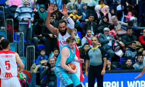 Сборная Казахстана одержала третью победу подряд в квалификации чемпионата мира