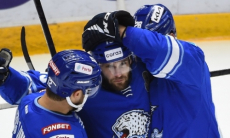 «Эти матчи — разочарование». Линден Вей выступил с жесткой критикой после третьего проигрыша «Барыса» в плей-офф КХЛ