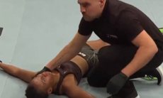 Нокаут года? Англичанка из UFC локтем с разворота вырубила соперницу. Видео