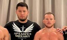 Казахский тренер Петра Яна рассказал о его форме перед титульным боем UFC