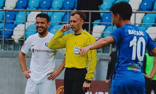 VAR превратил в «ужас» матч КПЛ. Было добавлено 19 минут