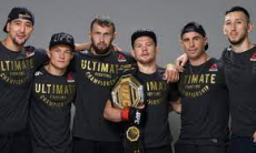 Стали известны угловые Петра Яна в реванше за титул UFC