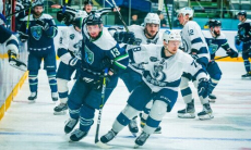 Гол и передача казахстанского хоккеиста принесли обладателю Кубка Петрова первую победу в плей-офф ВХЛ