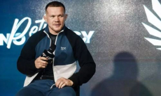 Петр Ян отреагировал на публикацию чемпиона UFC с украинским флагом