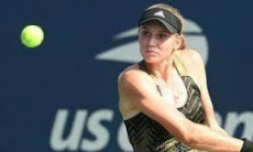 Лучшая теннисистка Казахстана «проверила» маскот «Барыса». Видео