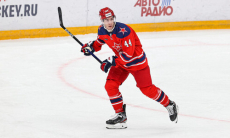 «Как безграмотно». Даррена Дица раскритиковали за «привозы» в финале Западной конференции КХЛ