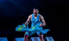 В Казахстане отреагировали на эффектную победу борца-тяжеловеса на чемпионате Азии