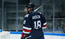 Хоккеиста сборной Казахстана убрали из состава на финальный матч плей-офф КХЛ