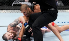 Страшным нокаутом закончился бой UFC. Видео