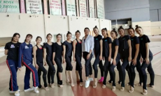 Сборная Казахстана по художественной гимнастике проводит УТС с командой Японии
