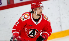 Клуб хоккеистов сборной Казахстана в КХЛ сохранил защитника