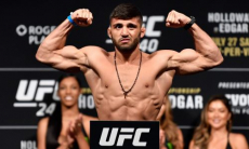 «Максимум десять нормальных городов. Остальные плохие, бедные». Боец UFC недоволен жизнью в России