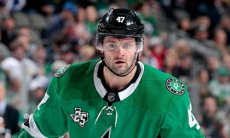 Александр Радулов станет одноклубником казахстанца в клубе конференции «Барыса» в КХЛ. Известна его зарплата