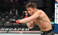 Жалгасу Жумагулову предрекли вторую победу в UFC