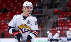 Одноклубник хоккеистов сборной Казахстана узнал свою зарплату по новому контракту в КХЛ