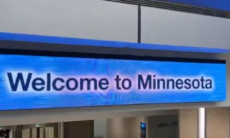 Казахстанские боксеры прилетели на место профи-дебюта в США. Видео