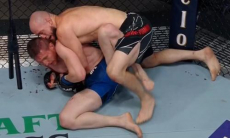 Первый татарин в истории UFC уверенно выиграл дебютный бой