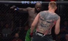 Видео полного боя Волков — Розенстрайк с жестким стремительным нокаутом в UFC