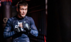 В команде Рахмонова раскрыли подробности подготовки к бою с рекордсменом UFC