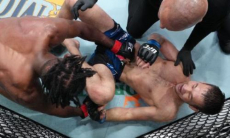 «Реальная угроза для всех». Как бойцы UFC реагировали на яркую победу Шавката Рахмонова