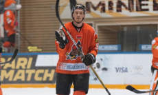 «Писали лично в Instagram». Иностранный хоккеист рассказал о предложениях из Казахстана