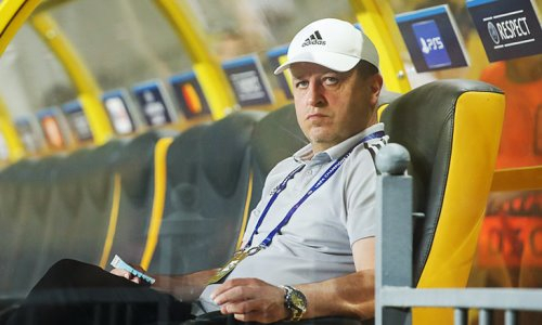 Сотворивший сенсацию в Лиге Чемпионов тренер больше не будет работать с казахстанским футболистом