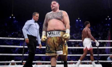 Бывший чемпион мира показал невероятное перевоплощение. Видео