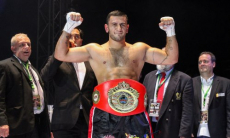 Боксер неожиданно сбежал с боя за титул WBA и вызвал недоумение публики
