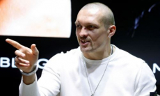 Александр Усик назвал трех своих любимых боксеров