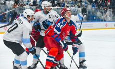 Первый соперник «Барыса» в сезоне КХЛ уничтожил обладателя Кубка Гагарина с лидером сборной Казахстана. Видео