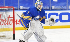 «Призван решить вратарскую проблему». Раскрыто имя возможного новичка «Барыса» из НХЛ