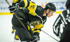 Казахстанский клуб объявил о подписании четырех хоккеистов