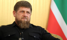 Рамзан Кадыров забрал пояс чемпиона мира у отказавшегося от флага России боксера. Видео