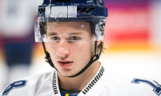 Форварда строго наказали после ухода из «Барыса» в другой клуб КХЛ