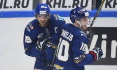 «Казахстанцы смотрелись уверенно». Исход матча «Барыс» — «Авангард» знает российское СМИ