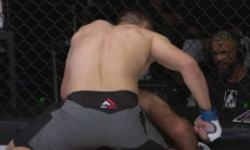Видео впечатляющего финиша казахстанским файтером экс-чемпиона AMC Fight Nights