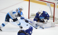 «Летели в Нур-Султан, прилетели в Астану». «Сухая» победа «Барыса» над «Сибирью» — в Новосибирске нашли причину