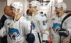 Появилось видео из раздевалки «Барыса» после исторической победы в КХЛ