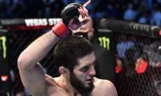 «Заткнись и встань в очередь». Махачев жестко ответил топовому бойцу UFC