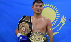Нокаутом закончился бой казахстанца против экс-чемпиона IBF за титул WBA