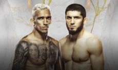 Стало известно время начала боя Оливейра — Махачев за титул чемпиона UFC