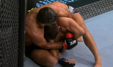 «Геймер» в драматичном поединке прервал победную серию в UFC