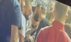 Появилось видео начала драки Чимаева и Нурмагомедова