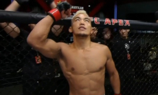 Казахский боец подписал контракт с UFC