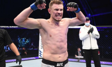 «Почему я должен что-то скрывать?». Российский боец UFC раскрыл последствия объятий и фото с Рамзаном Кадыровым