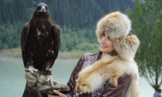 «Я такого гостеприимства не видела». Популярная спортсменка на казахском языке призналась в любви к Казахстану. Видео