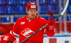 Клуб КХЛ совершил крутой камбэк благодаря дублю легенды «Барыса». Видео